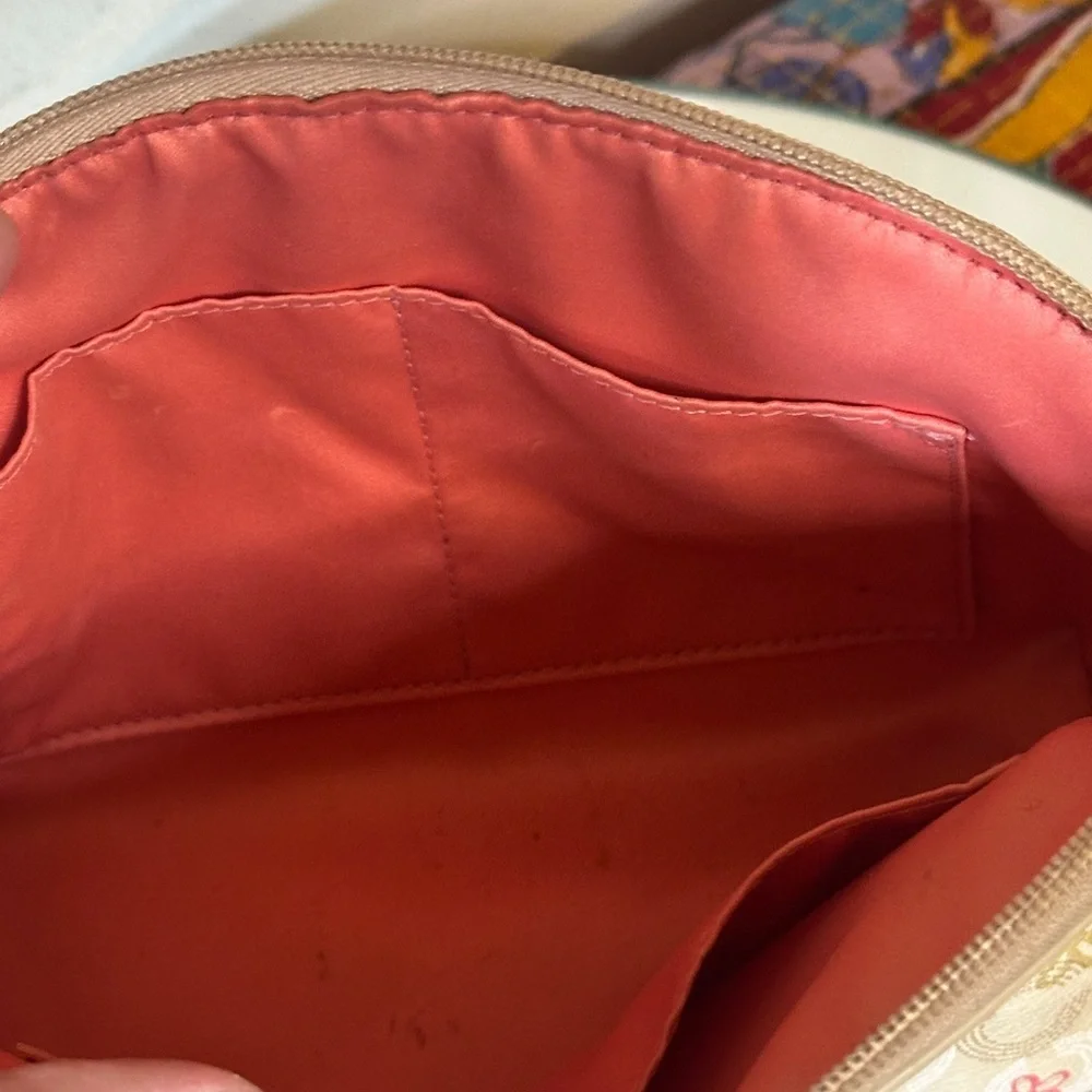 VGUC Coach cosmetic or makeup bagfrom the Daisy Signature Floral collection. - Picture 7 of 7